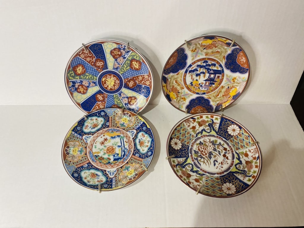 4 japenes dishes plates 4 japenes dishes plates    . For condition report please contact E-mail (1 of 5)