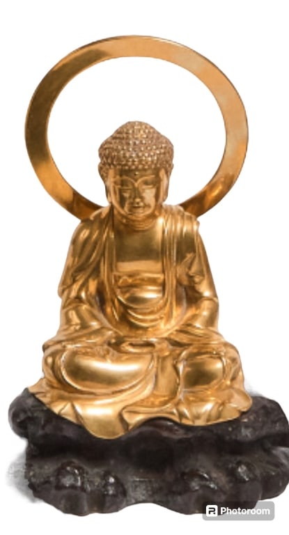19 th bronze buddhist Hindu seated buddha figure: 19 th bronze buddhist hindu seated buddha figure HIGH 16 CM .For condition report please contact E-mail :(antiquesyorkville@gmail.com ) phone:(+647-671-4495) Thank you Yorkville Auction Appraisals .Co