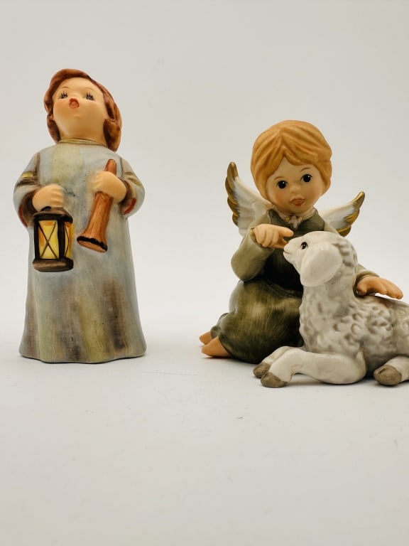 Vintage Goebel Figurines Girl Angel Hummel Angel Goebel Hummel Angel Hosanna HUM 480 TMK7 4" Tall (1 of 6)