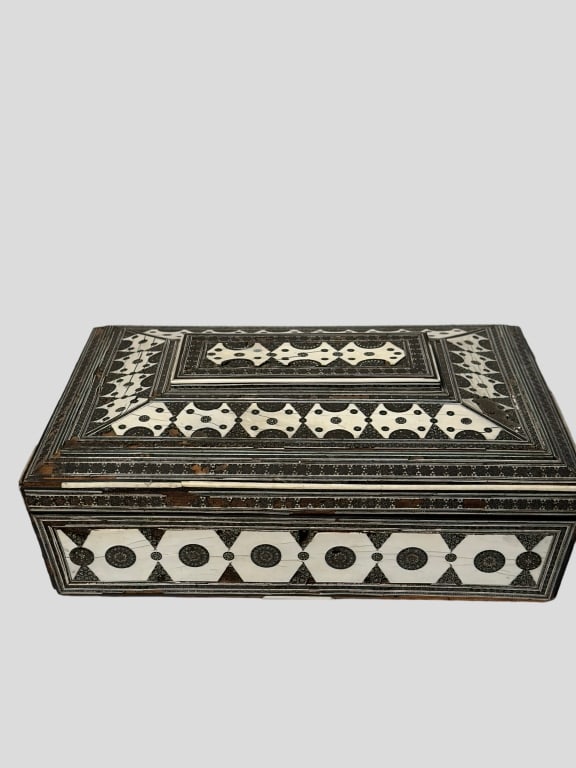 19th ANGLO-INDIAN PERSAIN SEWING BOX, Sandalwood and bone with metal tracery. Various internal: Sandalwood and bone with metal tracery. Various internal compartments and mirror. With key. 32 BY 23 BY 12 cm.For condition report please contact E-mail :(antiquesyorkville@gmail.com )