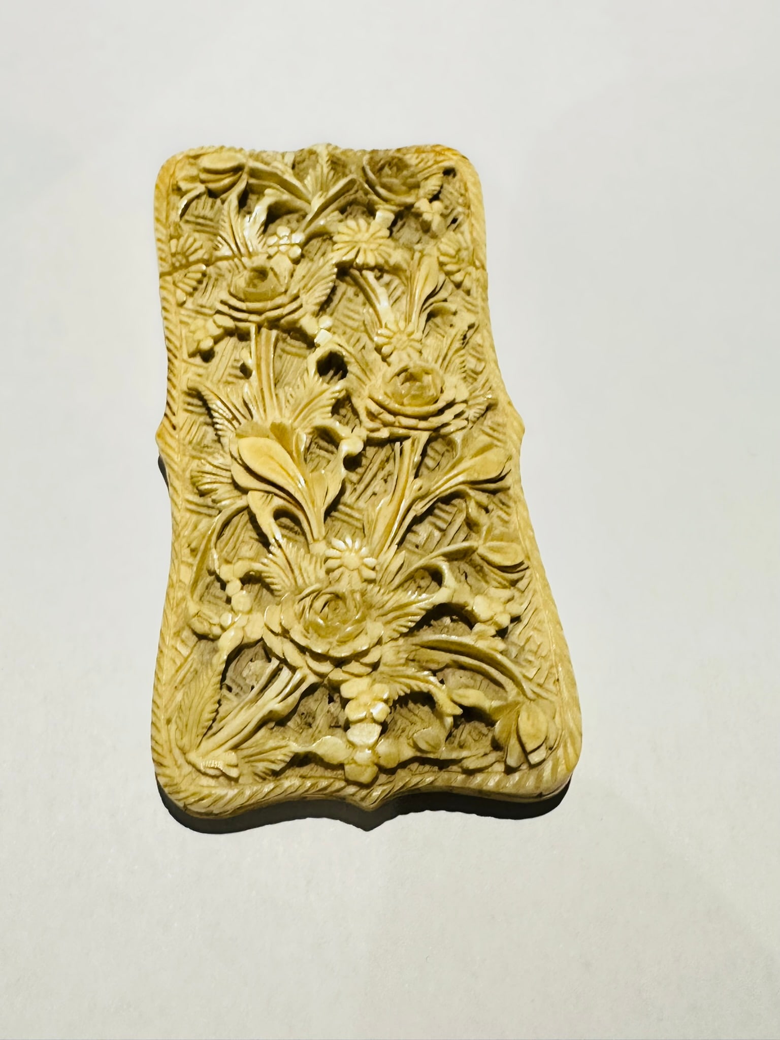 Chinese Openwork Carved Plaque / Card Case, 19th Century (Qing Dynasty) (1 of 3)