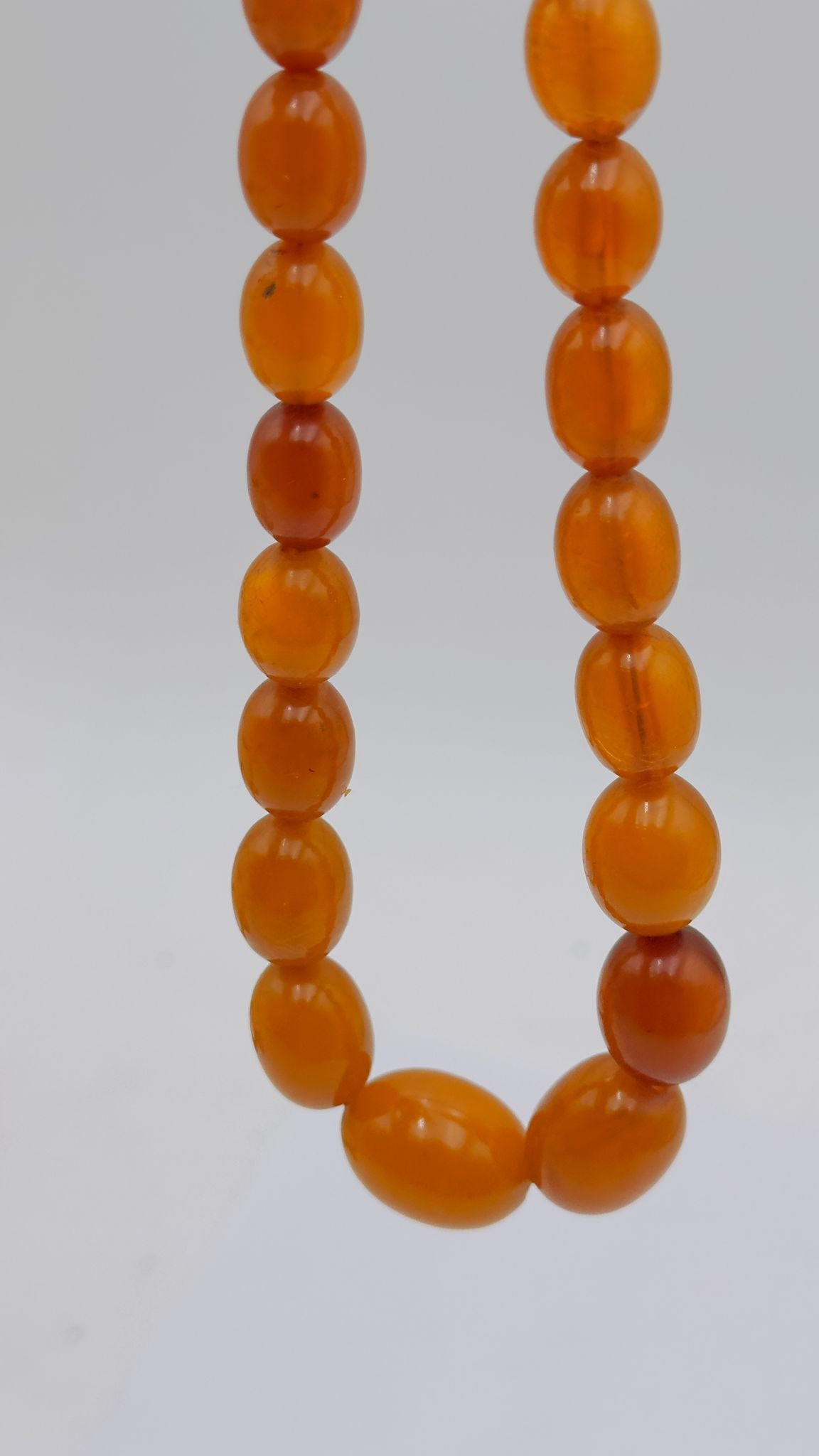 amber necklace butterscotch 45 gram (1 of 3)