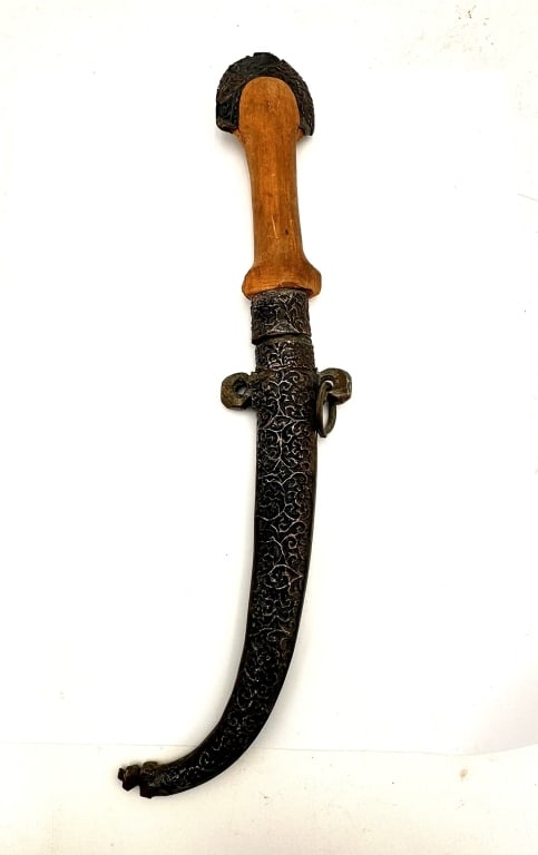 Antique Moroccan Dagger (Koummya) with Engraved Scabbard, 19th?Early 20th CenturyA traditional (1 of 6)