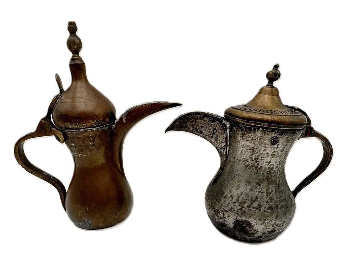 Pair of Antique Middle Eastern Brass Coffee Pots (Dallah), 19th?Early 20th CenturyA pair of (1 of 7)