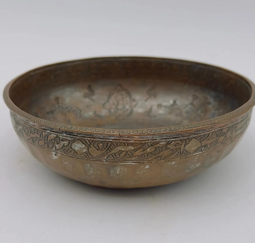 19th century Qajar era Persian Islamic Antique Engraved Bowl with Nice Calligraphy!: IRAN, PERSIA: 19th century Qajar era Persian Islamic engraved Bowl with Nice calligraphy!It is made of tinned Copper. Hand chased decoration with Shia prayervand hand carving faces
