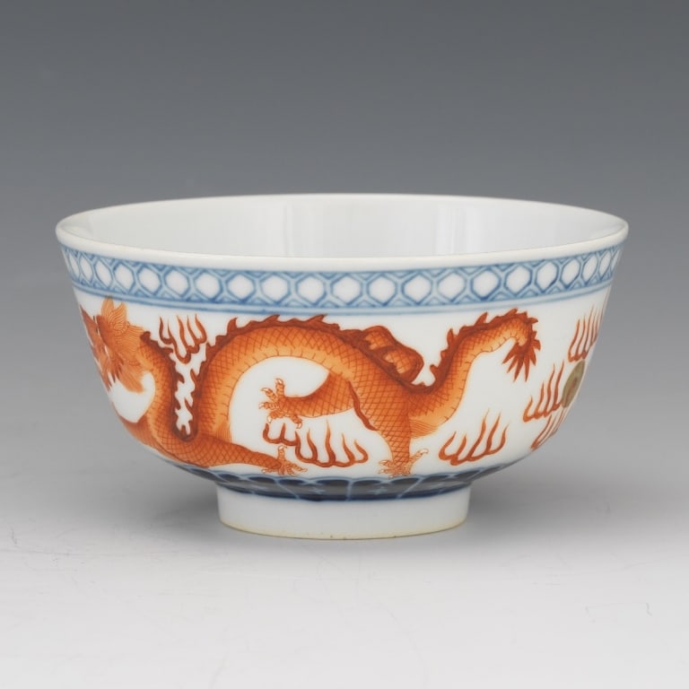 This is a Chinese porcelain bowl decorated in underglaze blue and overglaze iron-red, featuring a (1 of 6)
