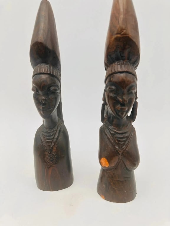 Vintage Two Hand Carved ebony wood African Sculpts Vintage Two Hand Carved ebony wood African (1 of 2)