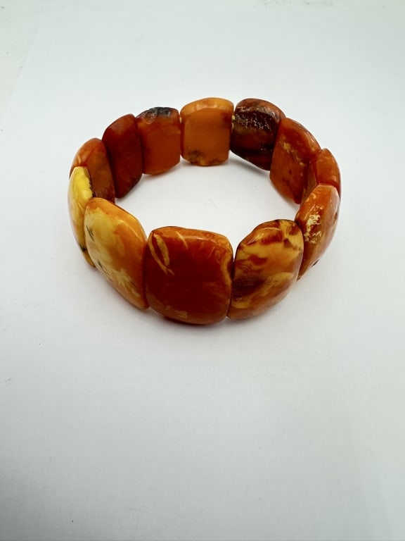 ANTIQUE Vintage Egg Yolk Genuine BALTIC AMBER Wrist Watch (1 of 7)