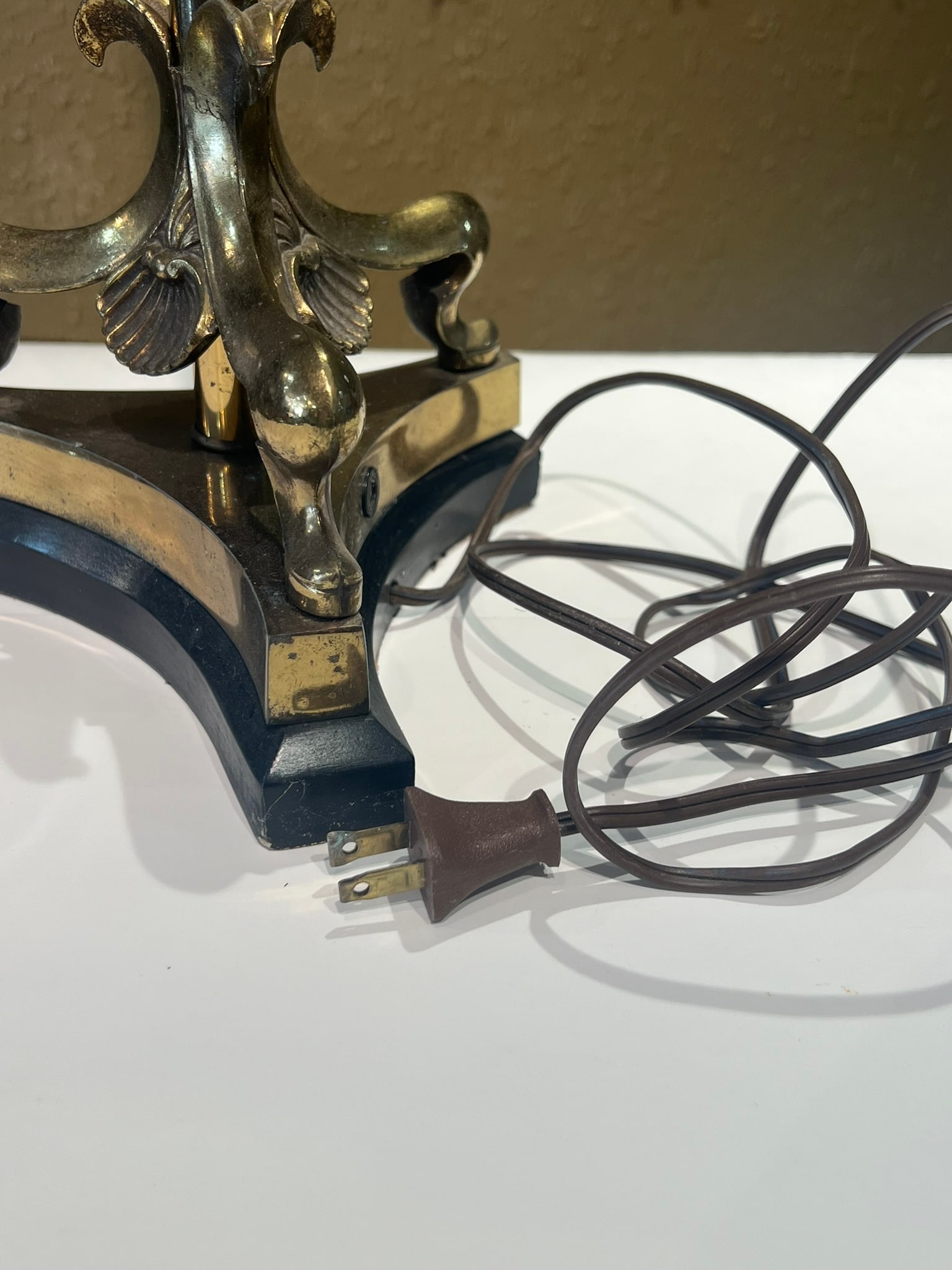 Vintage Frederick Cooper Solid Brass Table Lamp - 7