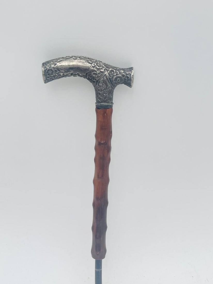 Antique Sterling Silver-Handled Walking Cane with Carved Bamboo Shaft, Early 20th Century (1 of 4)