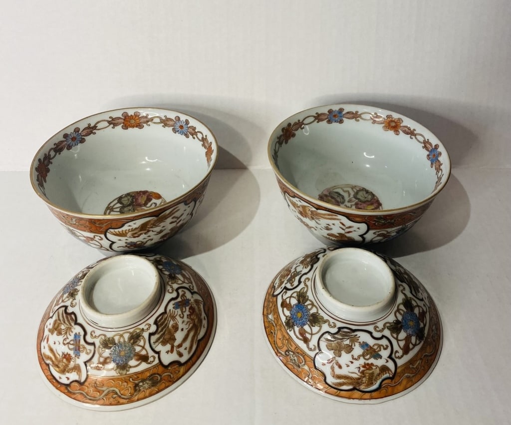 2 japenes chinese bowl with dish tea cup A fine pair of hand-painted Japanese porcelain bowls (1 of 7)