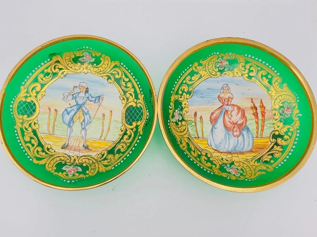 Pair of Venetian Enameled Glass Bowls, Pauley & Ce Pair of Hand Painted Glass Plates 10cm (1 of 1)
