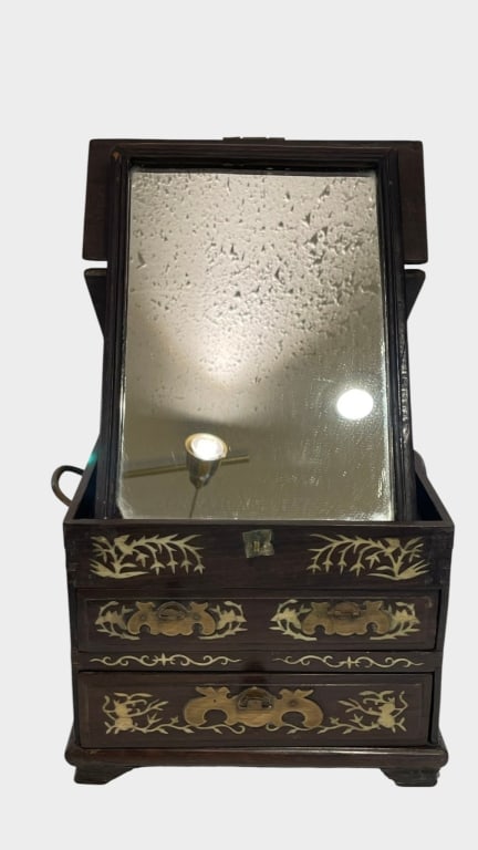 A CHINESE HARDWOOD TABLETOP VANITY / JEWELRY CHESR A Chinese hardwood tabletop vanity and jewelry (1 of 4)