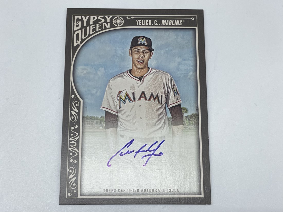 Christian Yelich Certified Autograph Card. (1 of 4)