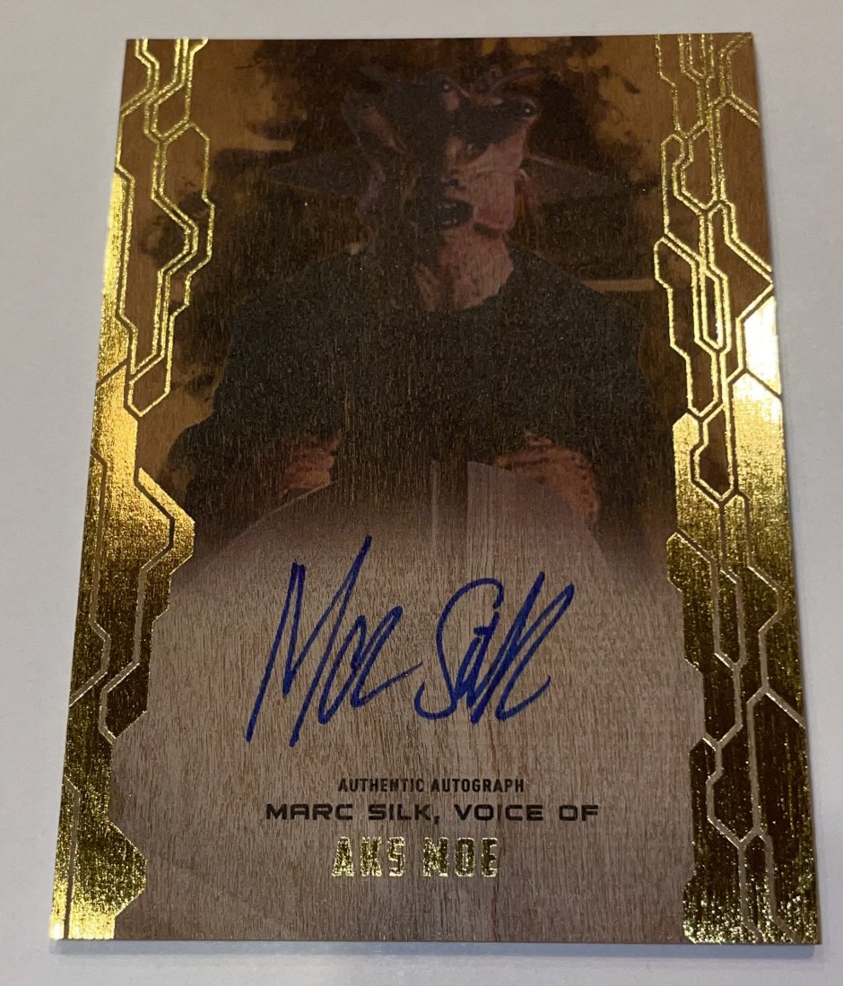 Aks Moe, Voiced by Marc Silk, Authentic Autograph.: SILVER STAMPED 10/10! Topps, Masterwork. Gold Front and Black Back.
