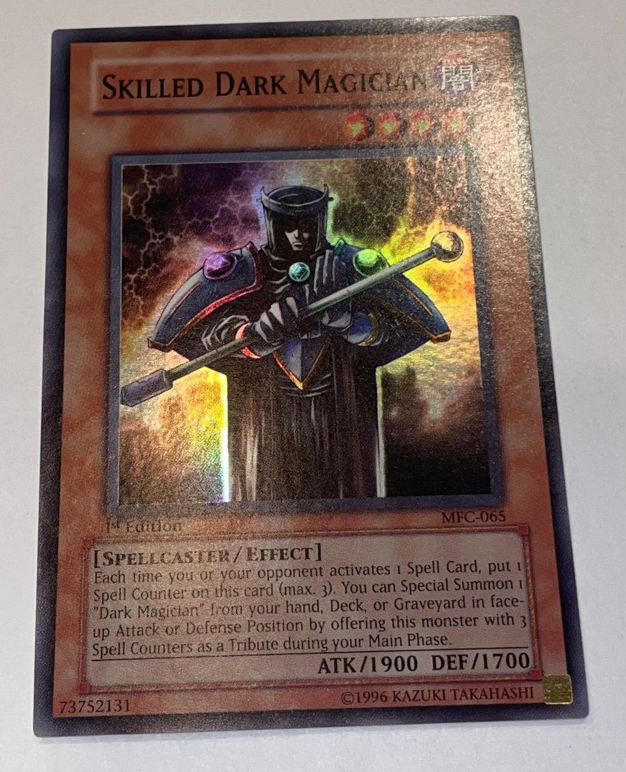 Yu-Gi-Oh! Skilled Dark Magician. Super Card!: 1st Edition! 1996 Kazuki Takahashi.
