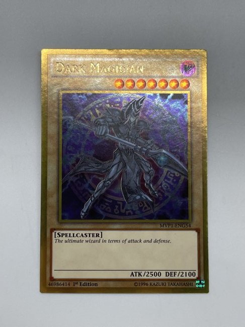 Yu-Gi-Oh! Dark Magician. 1ST Edition.: ULTRA Card. Good Condition. 1996 Kazuki Takahashi.