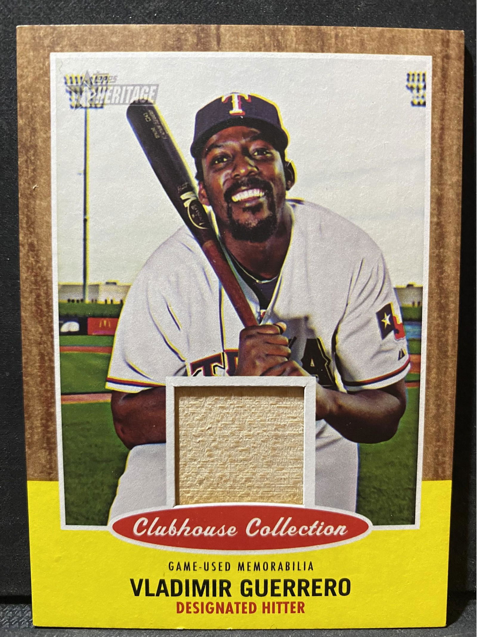 Vladimir Guerrero, Clubhouse Collection, Game Used Memorabilia Topps Heritage 201 (1 of 2)