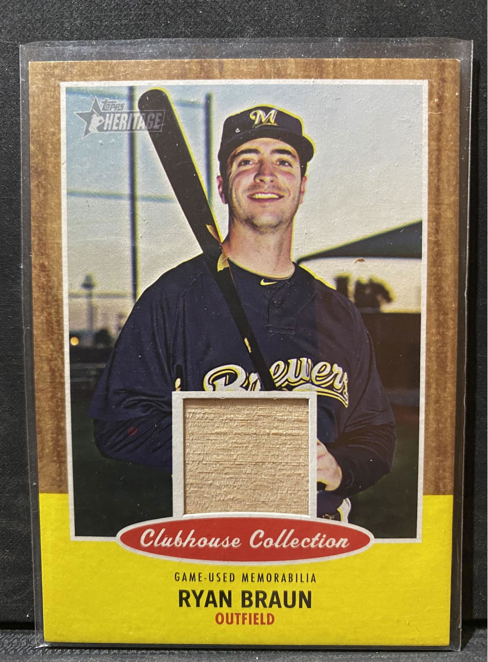 Ryan Braun, Clubhouse Collection Game Used Memorabilia Topps Heritage 2011 (1 of 2)