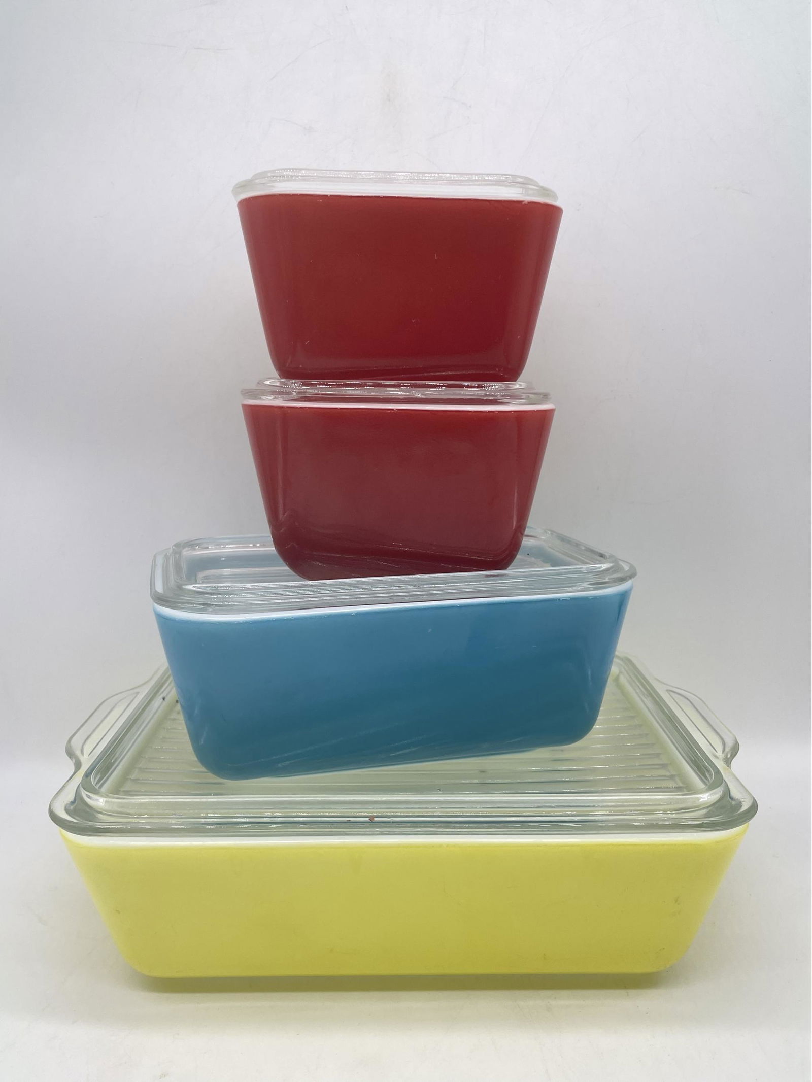 Vintage Pyrex Set Of 4 Complete Refrigerator Dishes Primary Colors (1 of 1)