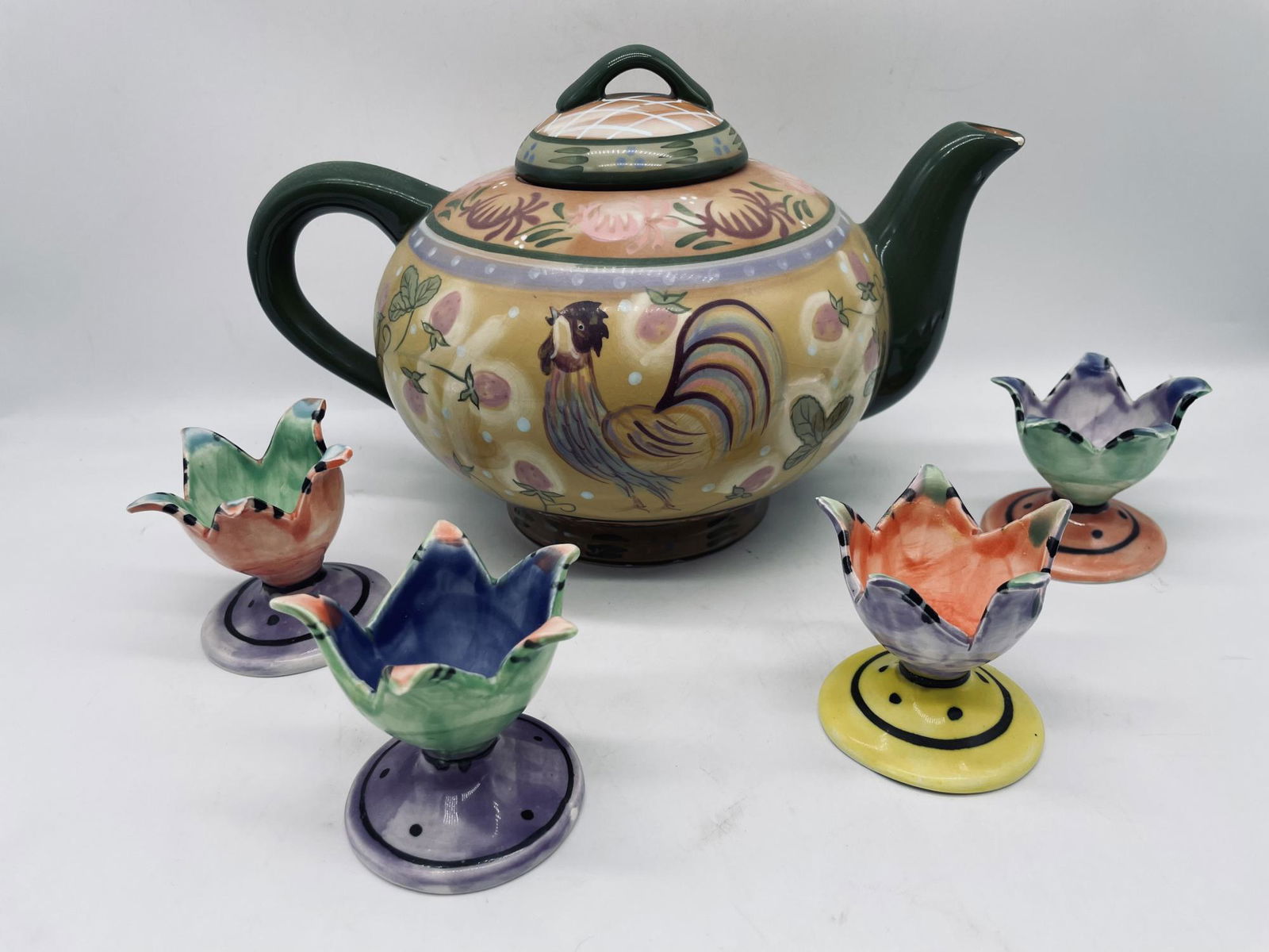 Danna Cullen French Country Rooster Teapot And Four Adorable Egg Cups (1 of 4)
