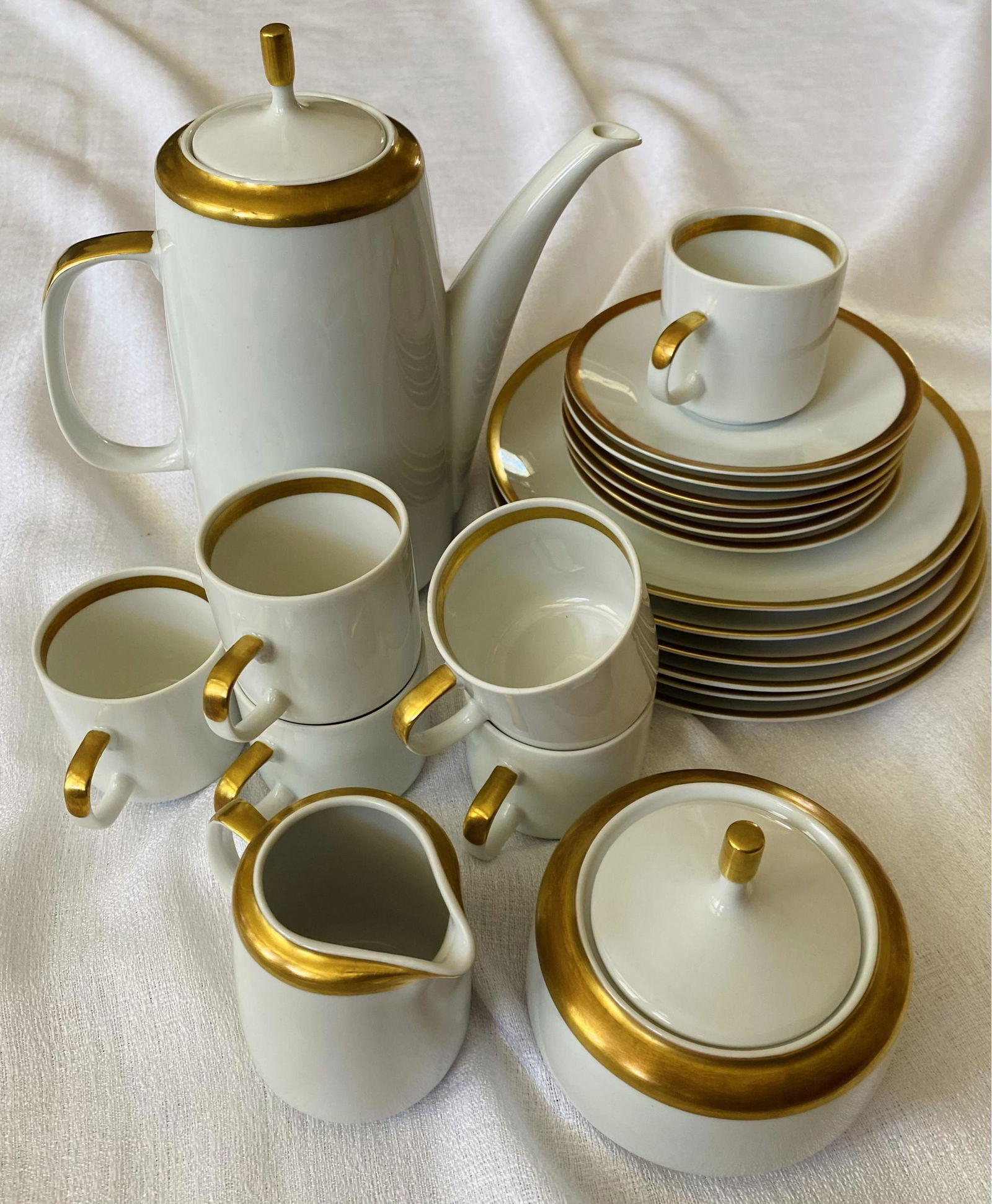 Antique Tea Set By Rafaela Czechoslovakia With 6 Complete Place Settings (1 of 2)