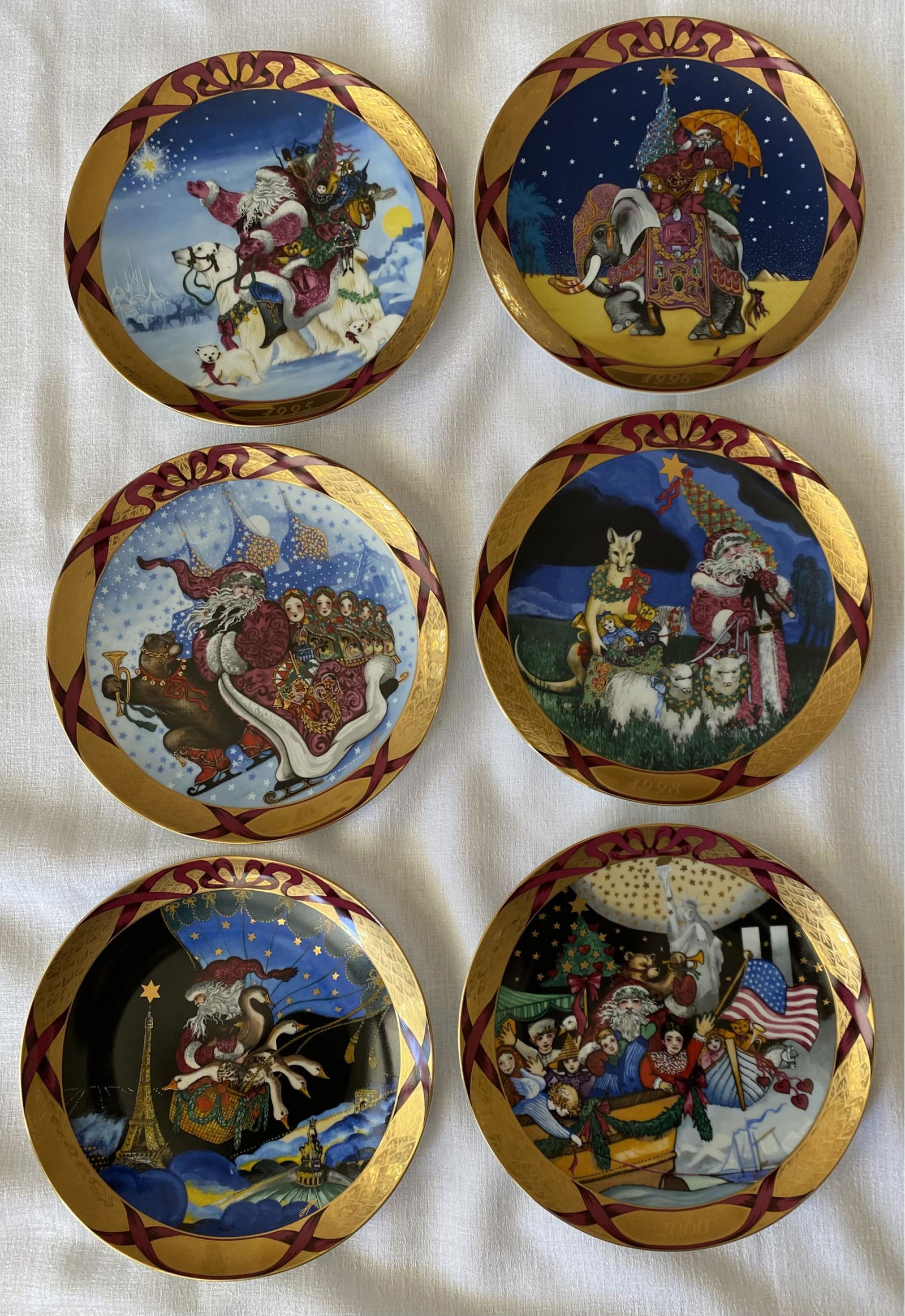 (6) Commemorative Christmas Plates With Art By Hans Henrik Hansen, Years 1995-2000 (1 of 2)
