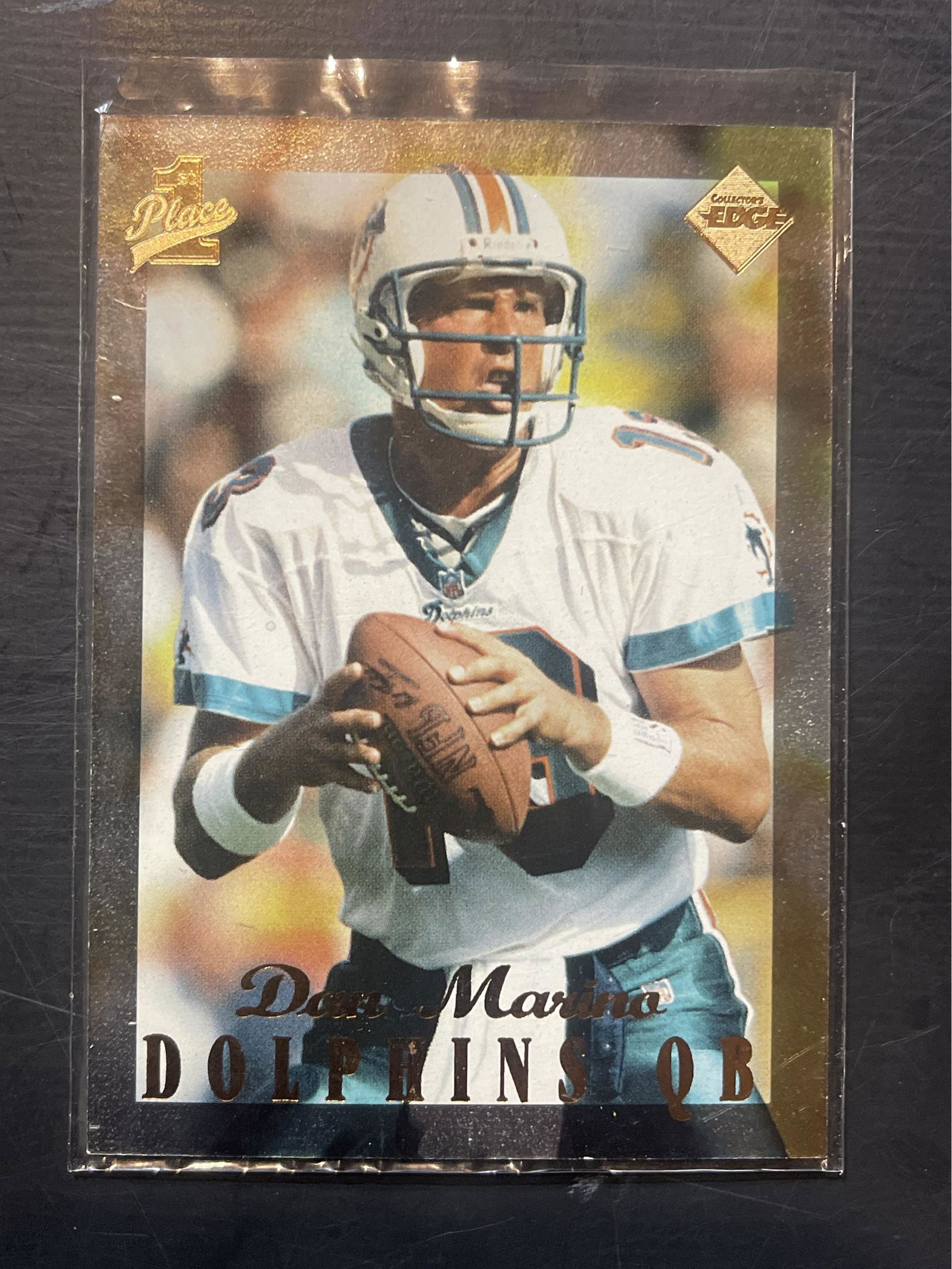 Dan Marino  Limited Edition 74/125 Sports Card (1 of 1)