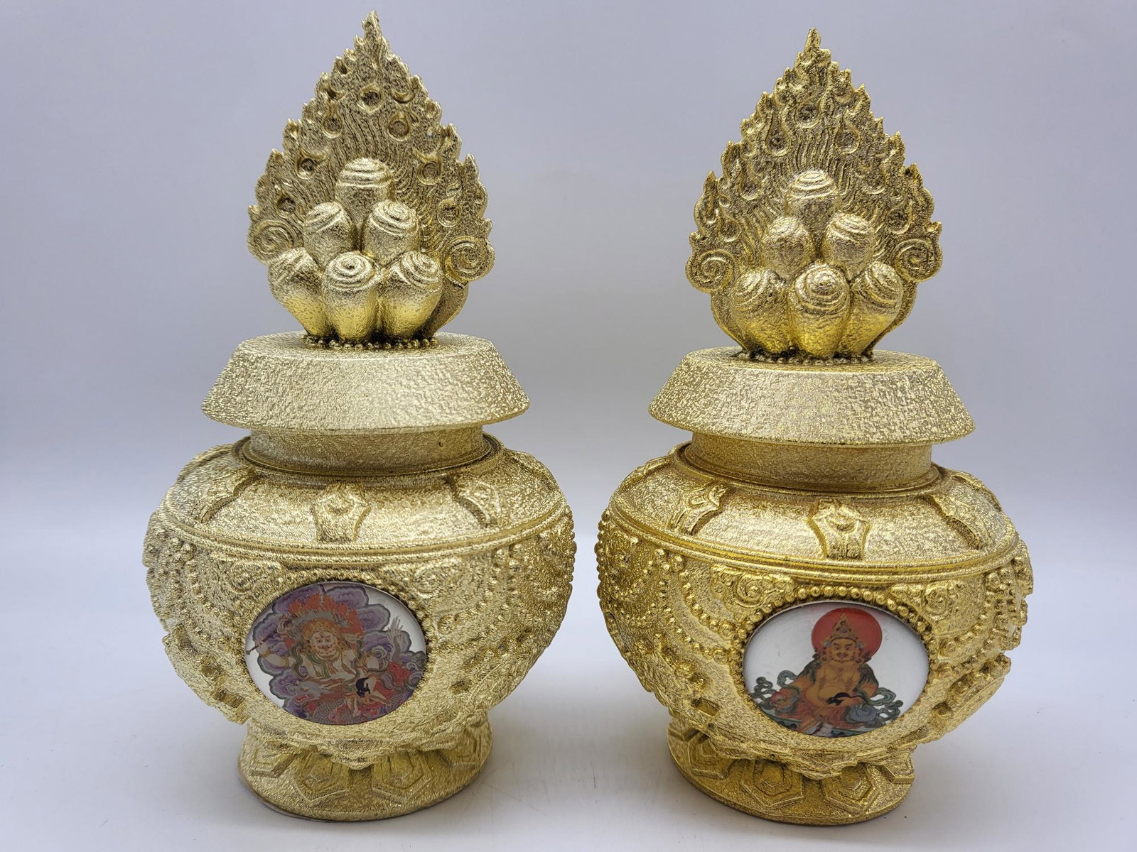 Set Of 2 Tibetan Treasure Vases, 6: Set Of 2 Tibetan Treasure Vases, 6