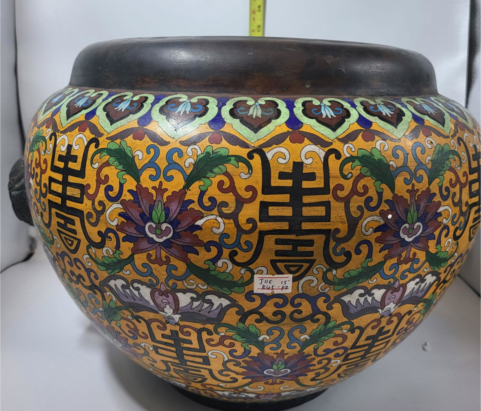 2 Oriental Style  Pots (1 of 2)