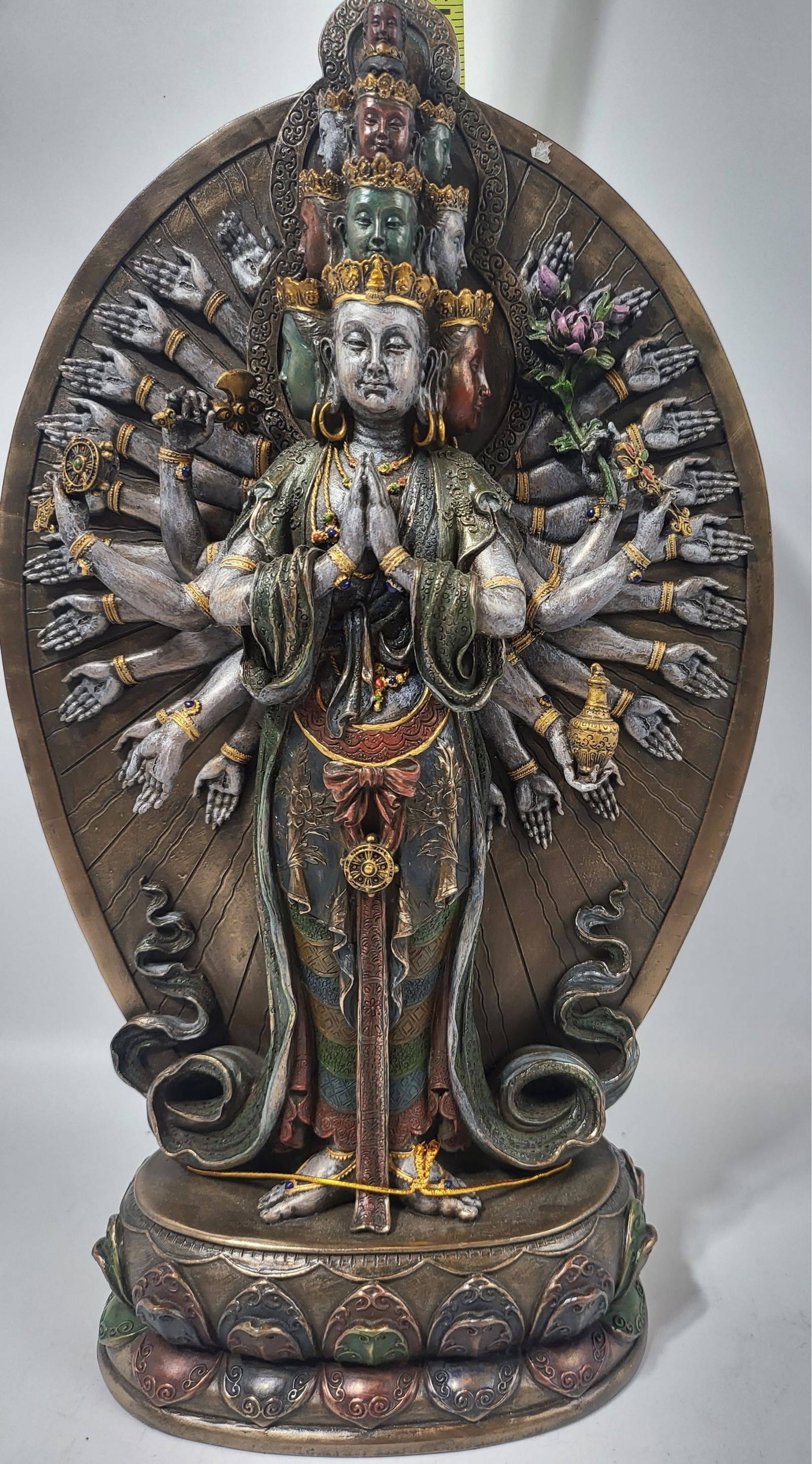 1000 Armed Chenrezig Statue (1 of 2)