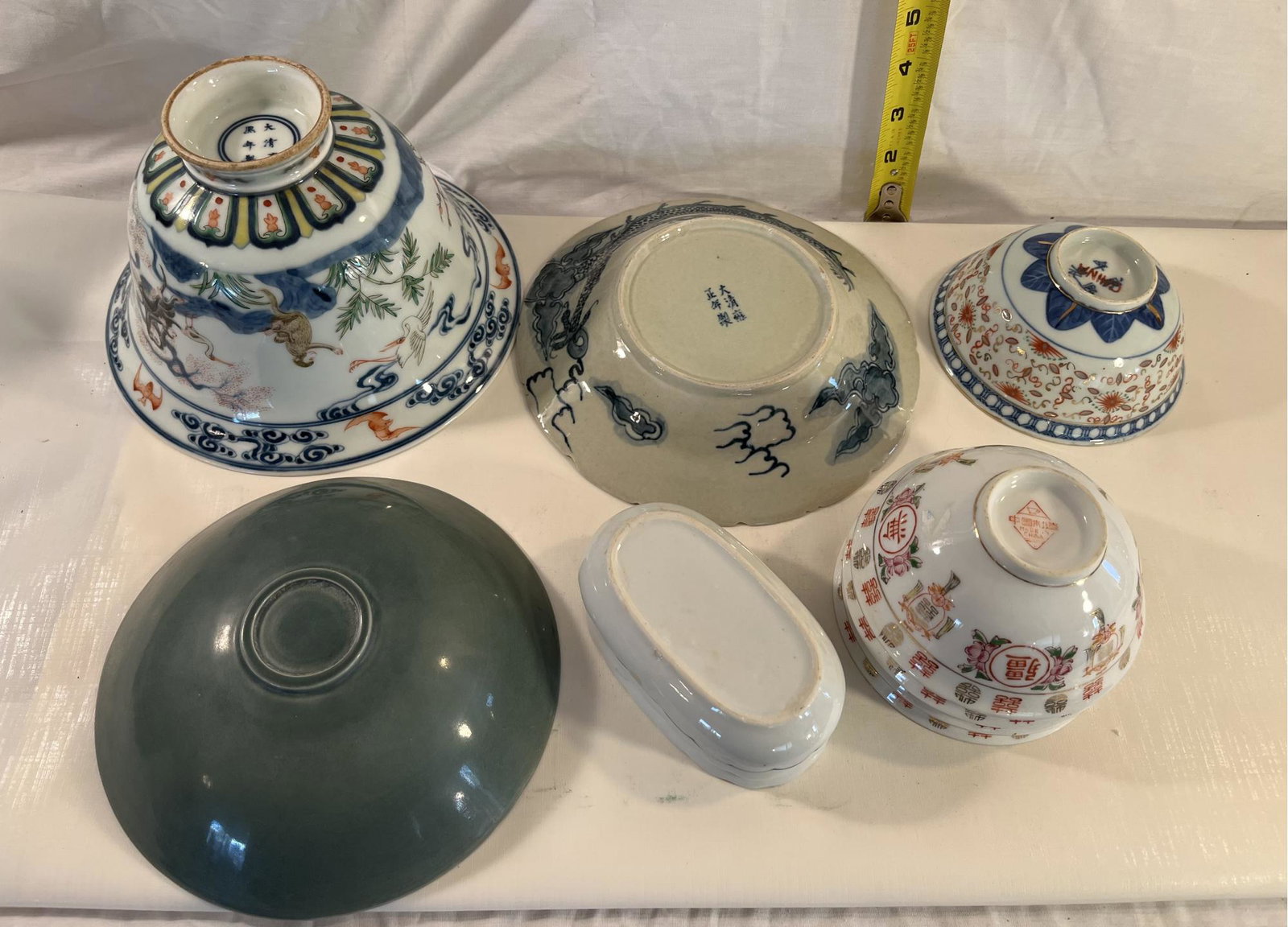 Set Of Porcelain Tableware (Spoons, Dishes, Bowls): Porcelain Tableware (Spoons, Dishes, Bowls)