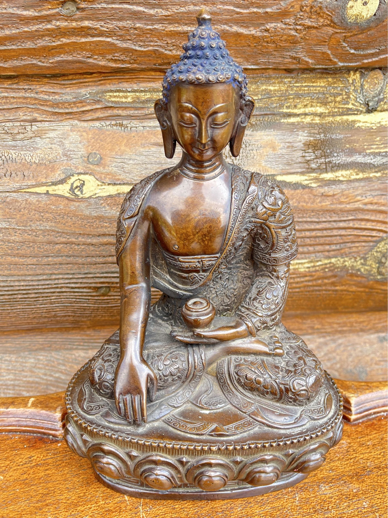Shakyamuni Tibetan Buddha Statue - 9" Tall (1 of 4)