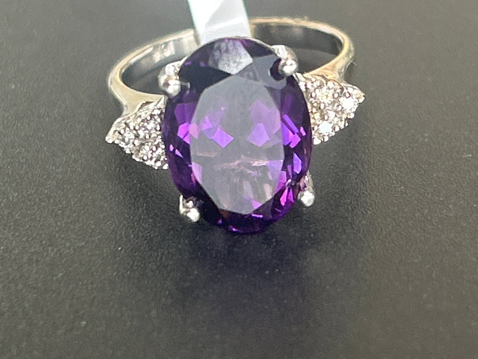 10 Kt White Gold Amethyst And Diamond Ring Weighing 4.84 Grams Tag Is $2,350: 10 Kt White Gold Amethyst And Diamond Ring Weighing 4.84 Grams Tag Is $2,350