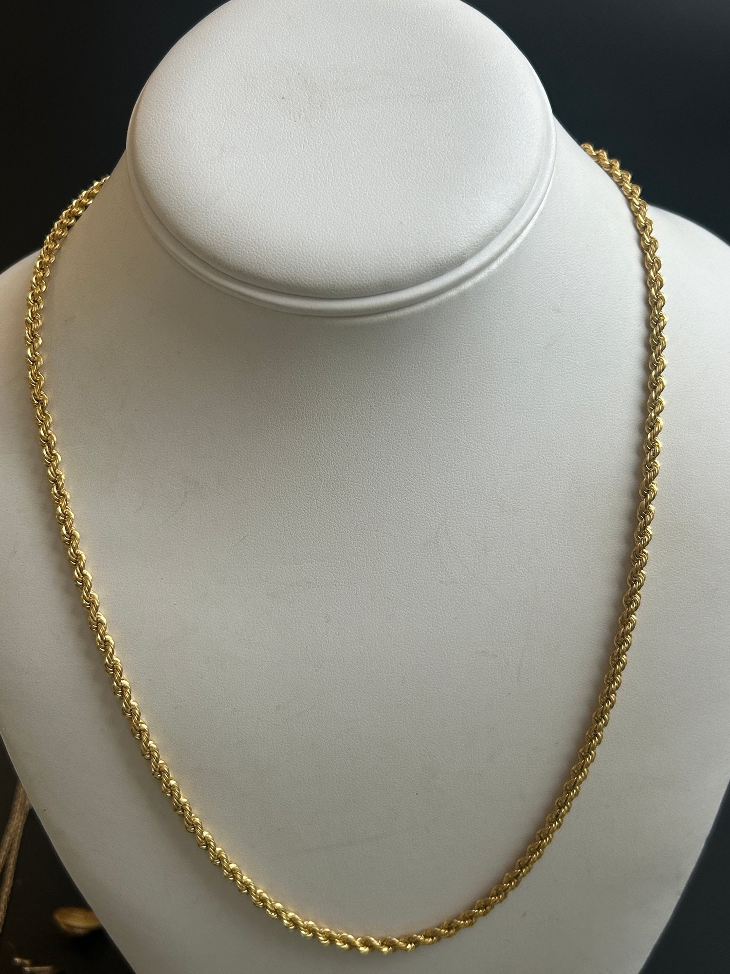 14 K Gold Necklace Weighing 6.93 Grams (1 of 5)