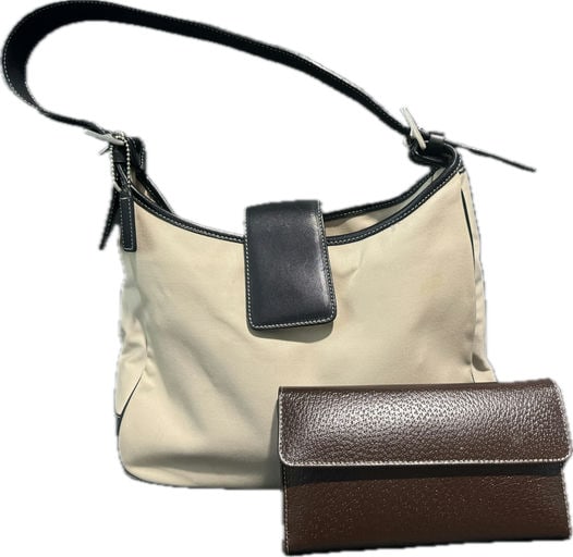 Coach Bag And Tusk Wallet: Local Pickup in Loveland Colorado : Friday, August 23th from 10:00 AM to 6:00 PM. If you need shipping, please email us at contact@estateinventoryservices.com immediately after the auction. We cannot 