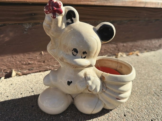 Walt Disney Mickey Mouse Ceramic Planter: Walt Disney Mickey Mouse Ceramic Planter