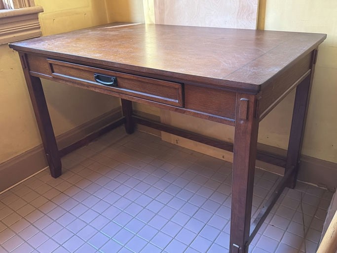 Arts And Crafts Style Library Table,Size: 30x47.5x28 (1 of 6)