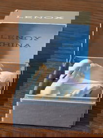 Lenox China Miniature Swan Figurine with Original Box