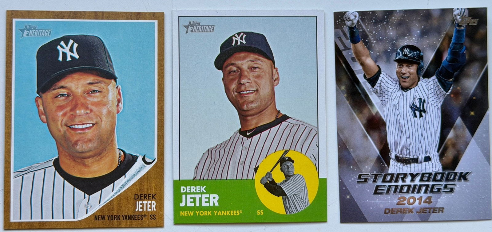 Mixed Derek Jeter Topps Baseball Card Lot (1 of 2)