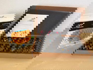 ArtNaturals Aromatherapy Essential Oil and Diffuser Set