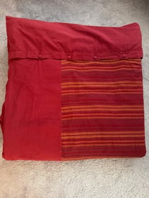 Full/Queen Down Comforter Inside Red Duvet with Button Closure