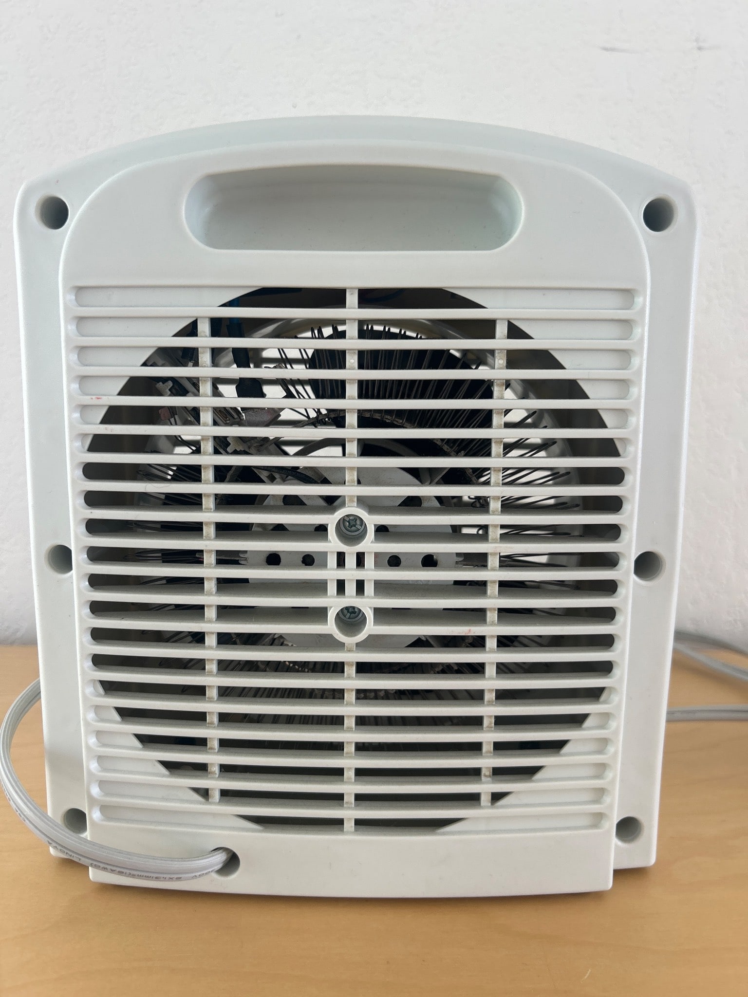 Pelonis Portable Electric Fan Heater With Adjustable Settings (1 of 3)