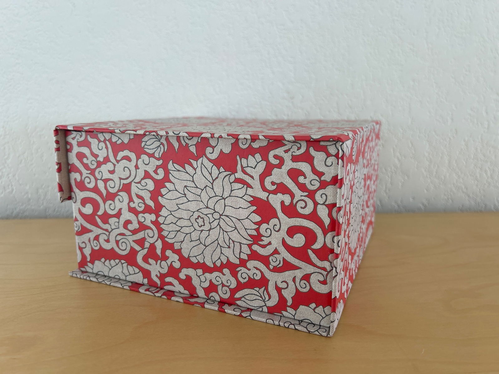 Red and White Floral Decorative Box with Hinged Lid (1 of 4)