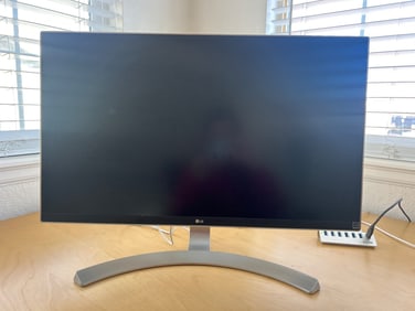 LG 27UD88-W 27-Inch 4K UHD LED Monitor with Adjustable Stand