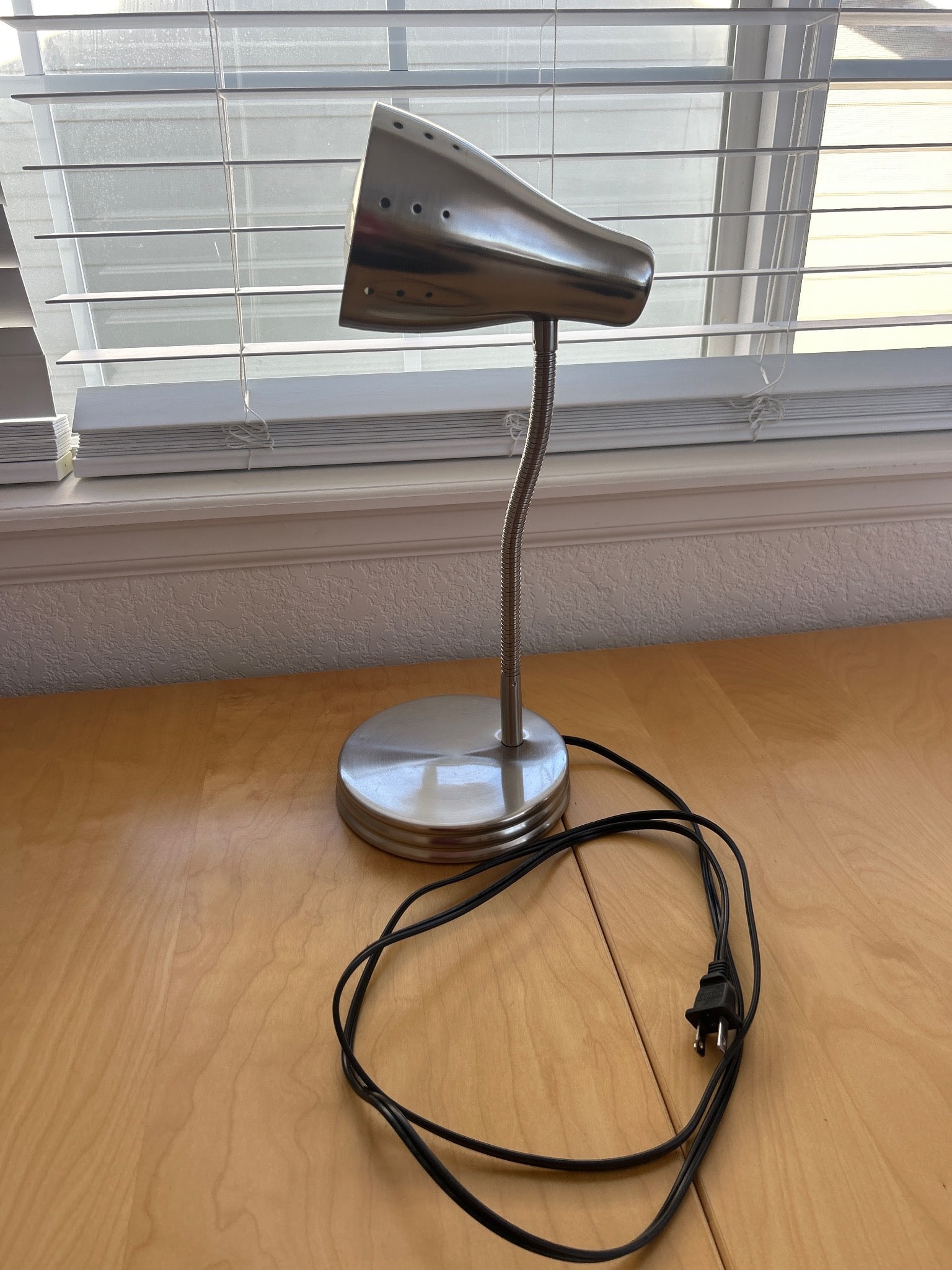 Vintage Adjustable Brushed Metal Desk Lamp with Flexible Neck and Circular Base (1 of 4)