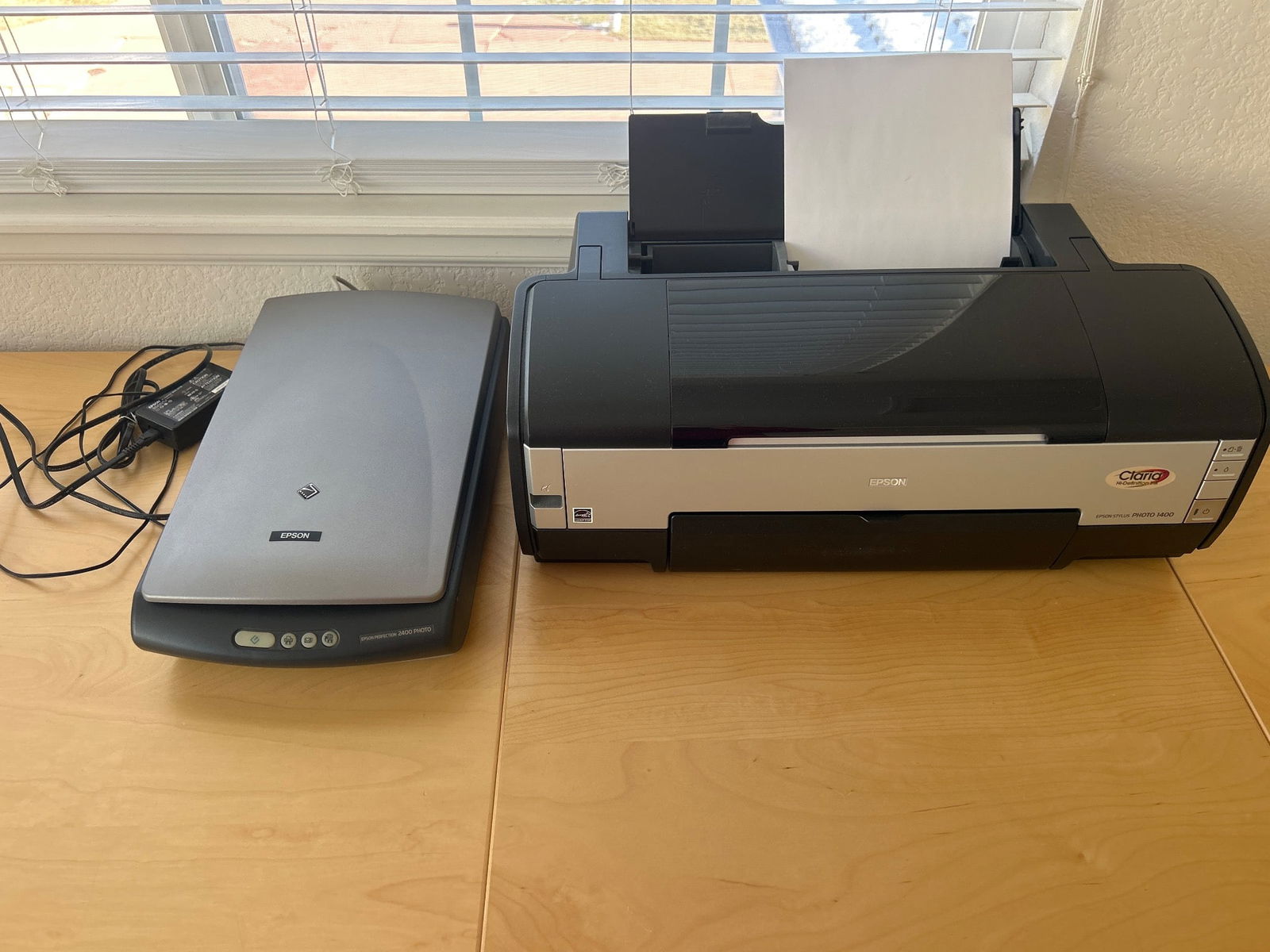 Epson Stylus Photo R2400 Printer and Epson Perfection 2400 Photo Scanner (1 of 5)