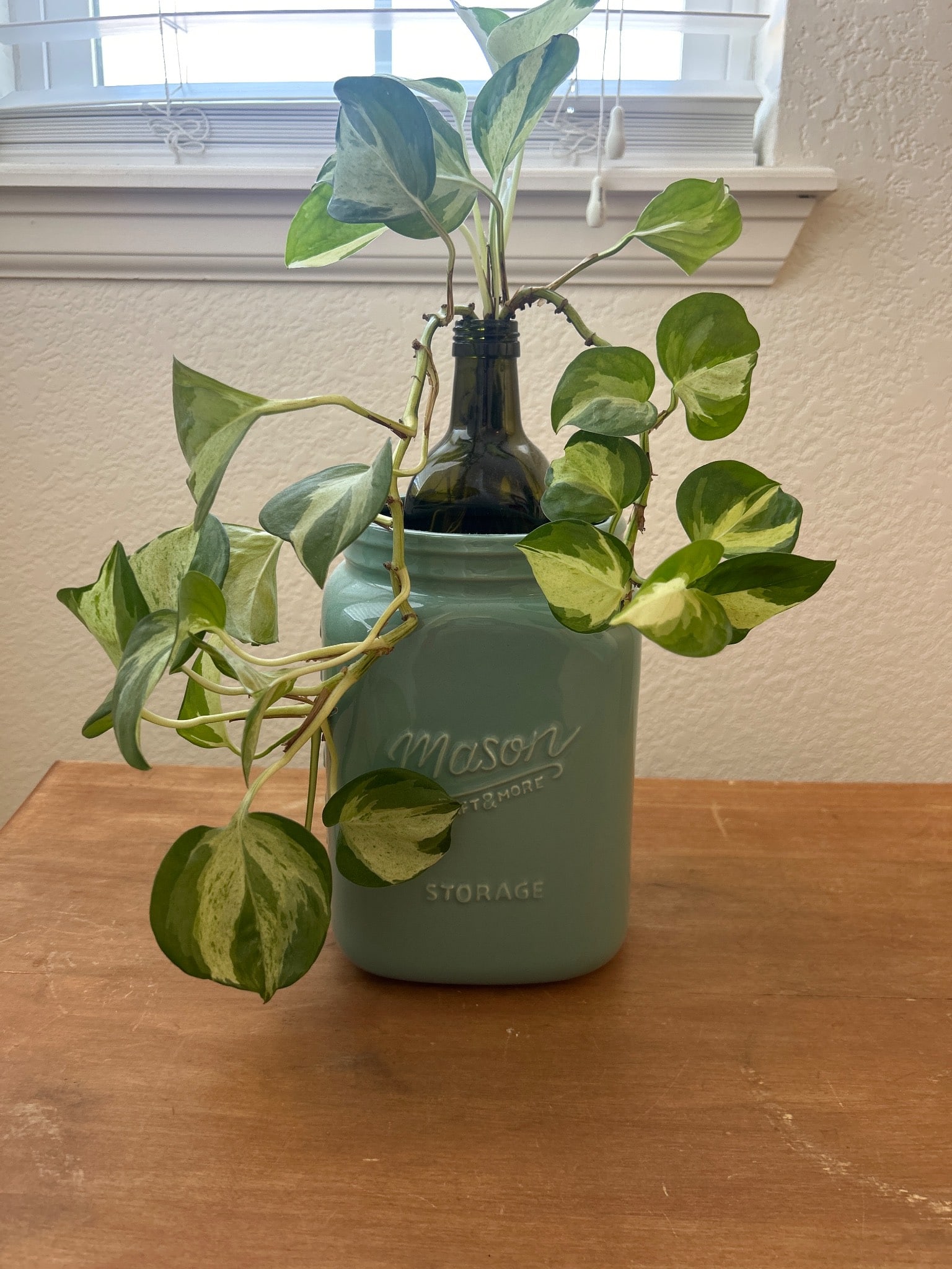 Vintage-Style Mason Craft & More Blue Ceramic Storage Jar (1 of 3)