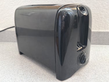 Proctor Silex Black Two-Slice Toaster