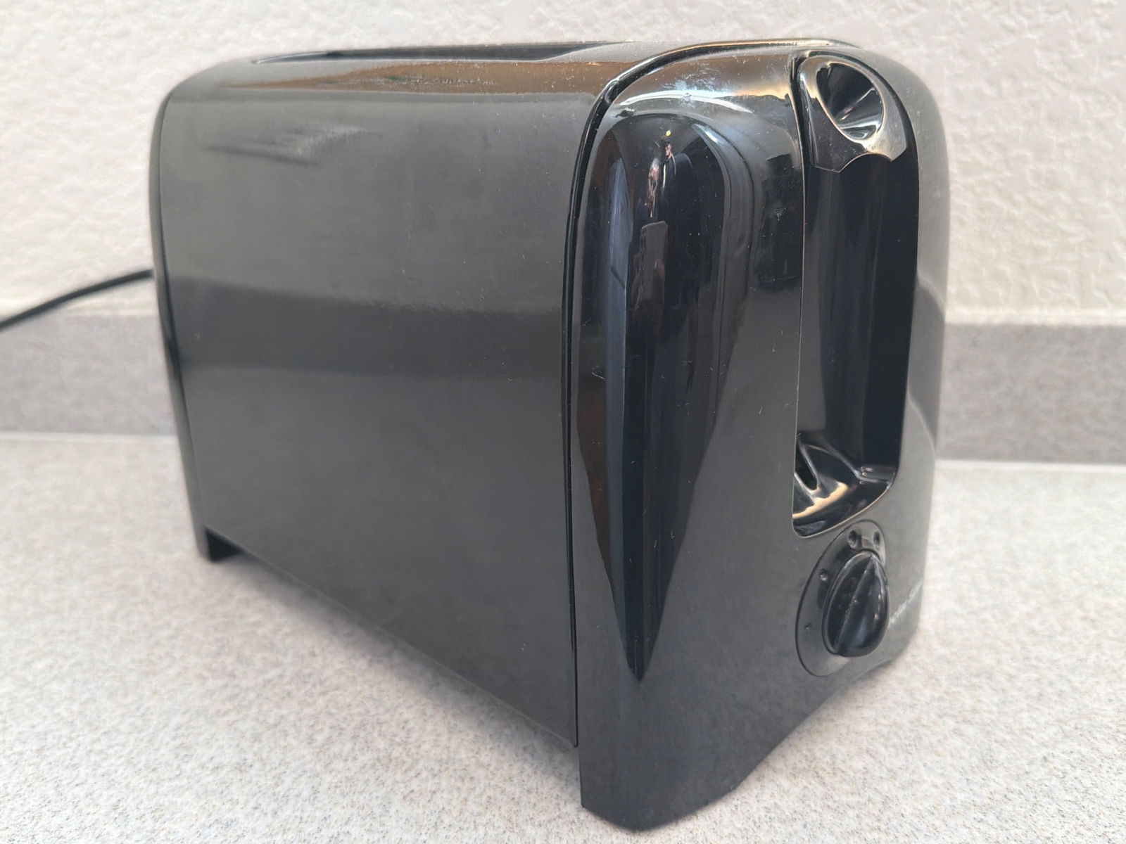 Proctor Silex Black Two-Slice Toaster (1 of 2)